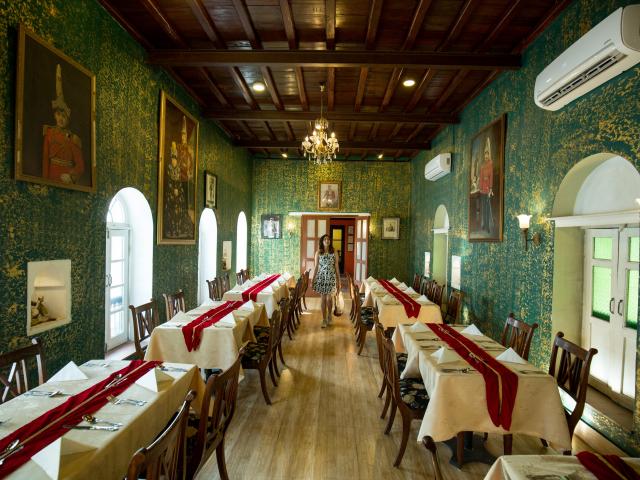 Baber Mahal Villas