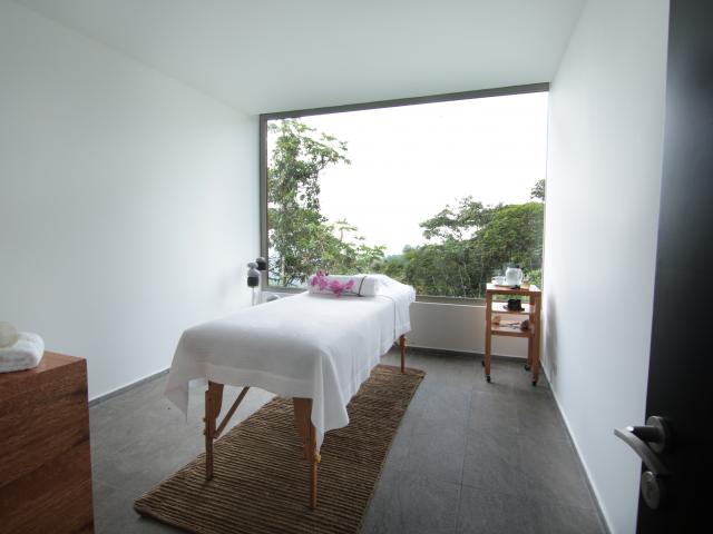 Mashpi Lodge