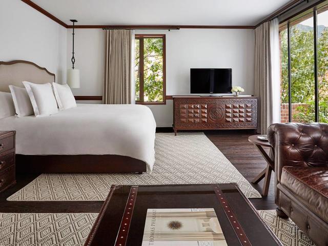 Four Seasons Casa Medina