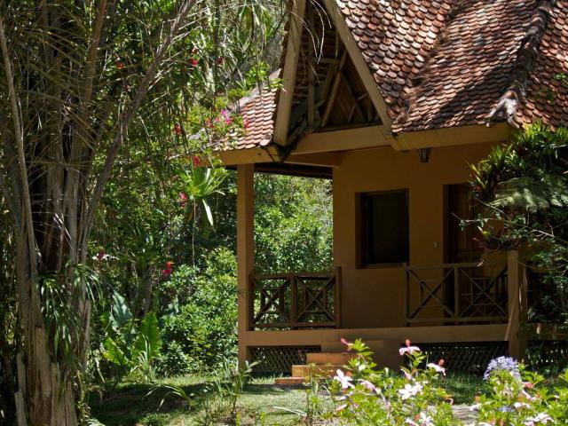 Vakona Forest Lodge