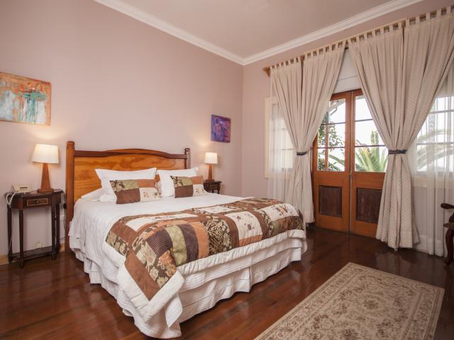 Acontraluz Hotel, Valparaiso