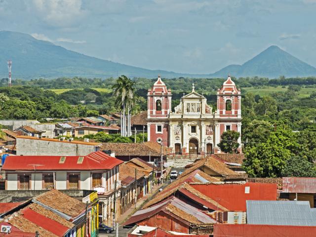 León