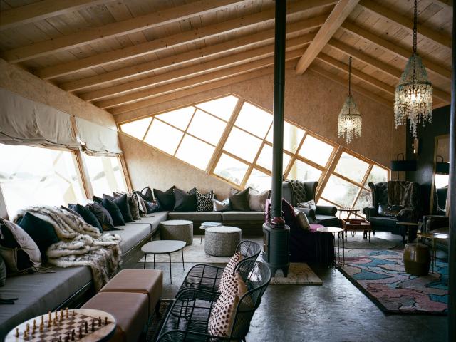 Shipwreck Lodge
