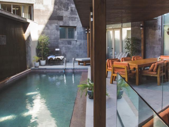 Tufenkian Historic Yerevan Hotel