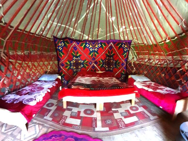 Tash Rabat Yurt Camp