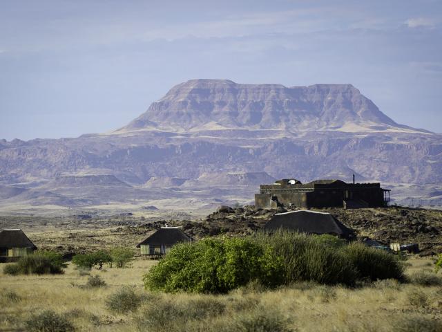 Doro Nawas Camp
