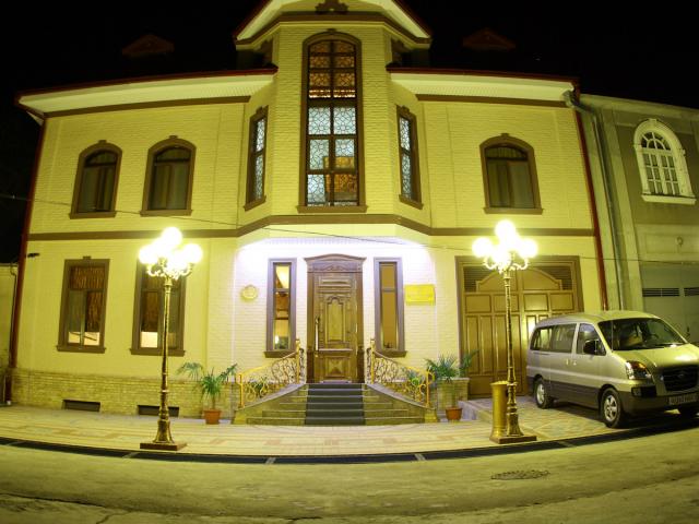 Hotel Platan