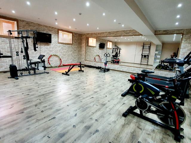 Hotel Emirkhan