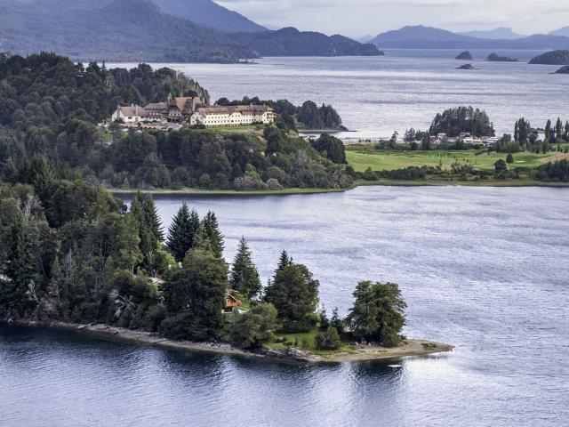 Hike around Lake Nahuel Huapi