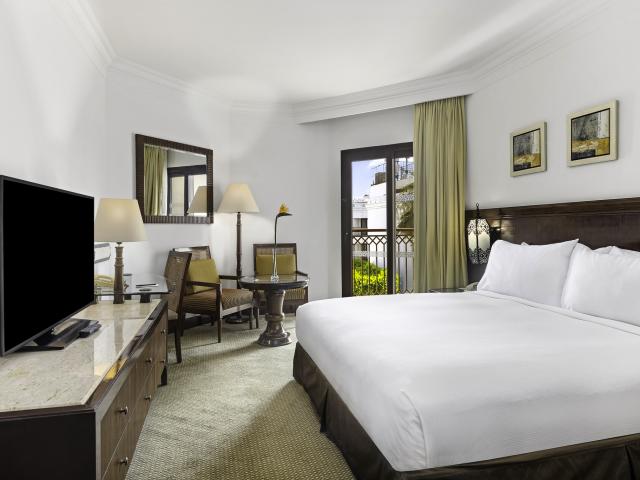 Hilton Luxor Resort & Spa