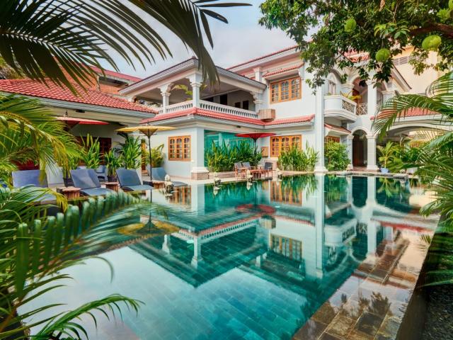 Pavilion Hotel