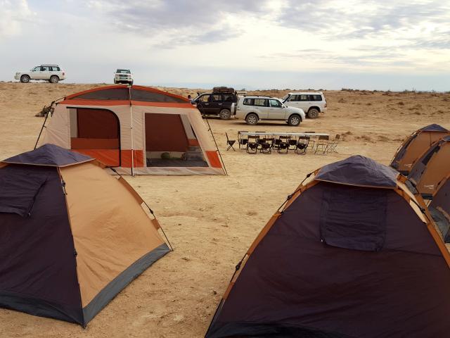 Darvaza Crater Camping, Darvaza