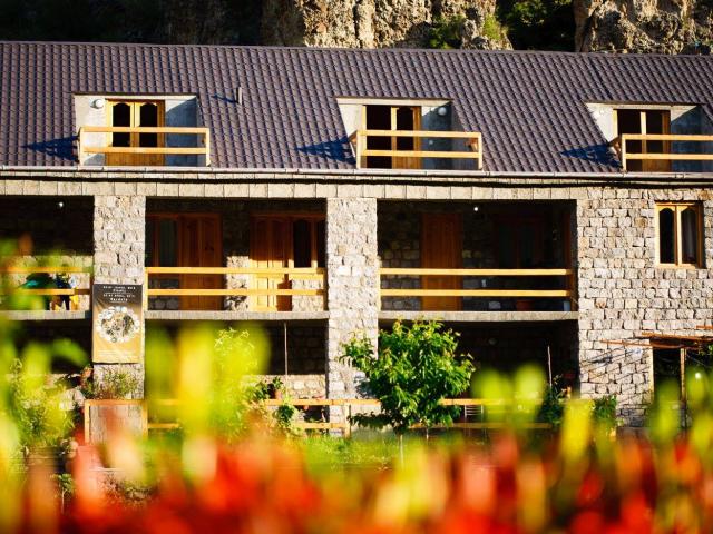 Valodia's Cottage