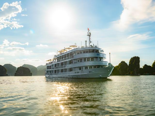 Au Co Cruise