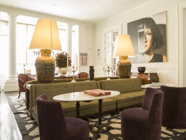 Hotel B