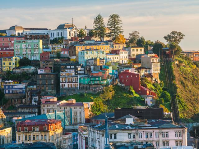 Walk around artistic Valparaiso