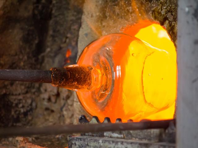 Discover glass blowing in Sarafand