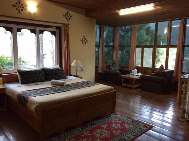 Meri Phuensum Resort, Punakha
