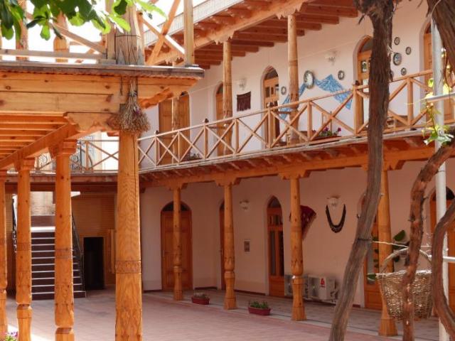 Hotel Bibikhanum