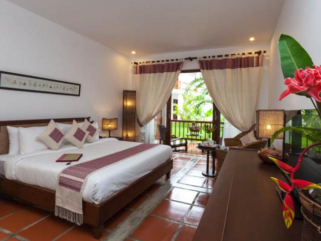 Riverside Boutique Resort