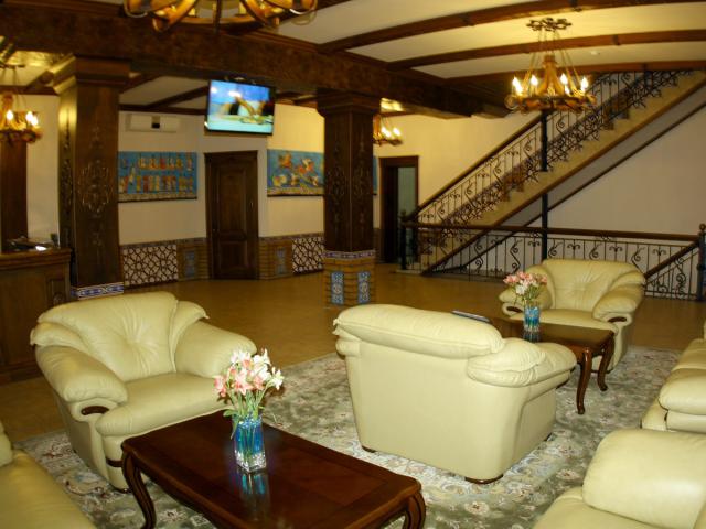 Hotel Platan