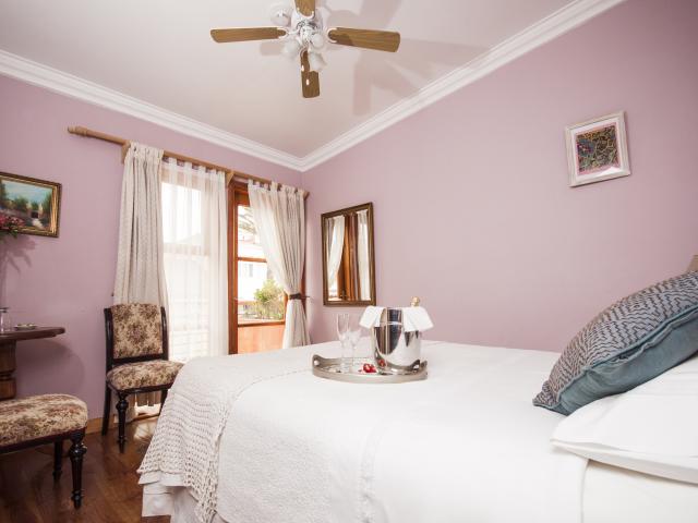 Acontraluz Hotel