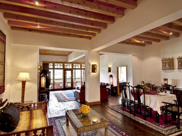 Zhiwa Ling Resort