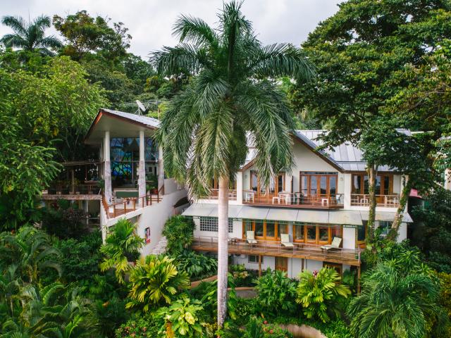 Si Como No Resort & Spa
