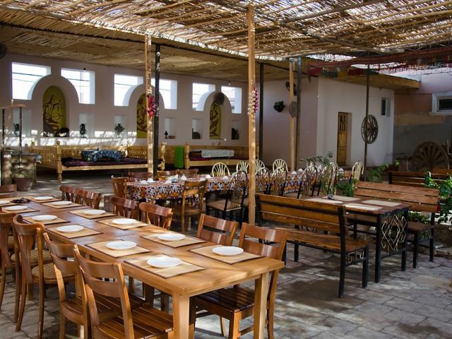Jipek Joli Hotel
