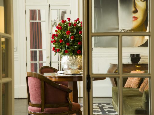 Hotel B