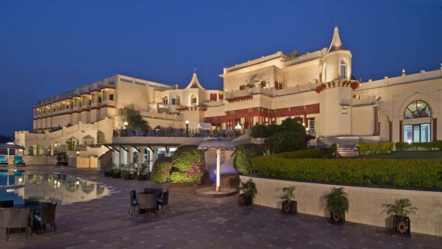 Noor-Us-Sabah Palace