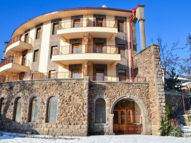 Mirhav Hotel