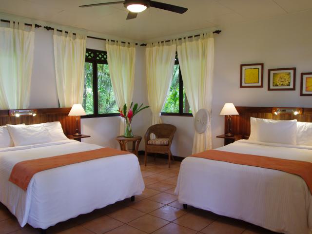 Tortuga Lodge