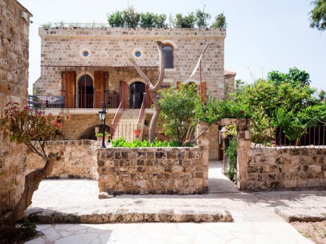 Beit Faris wa Lucia