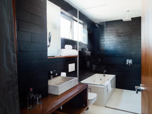 Atix Hotel