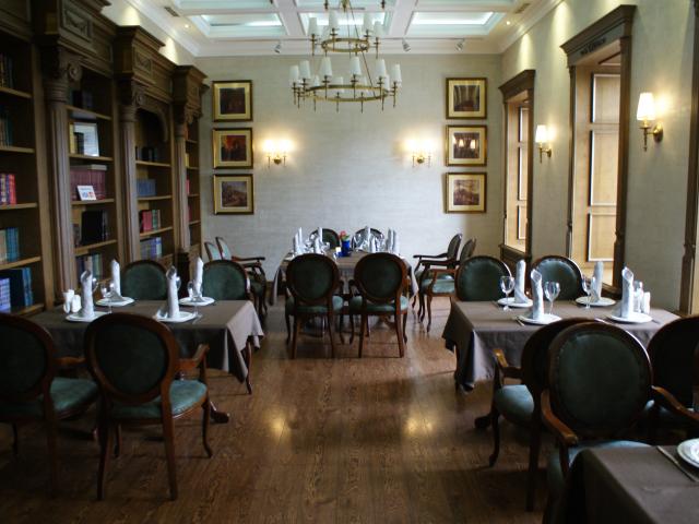 Hotel Platan