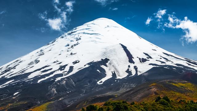 HIKE UP OSORNO VOLCANO