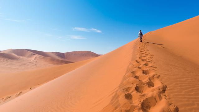 Trek through the Sossusvlei
