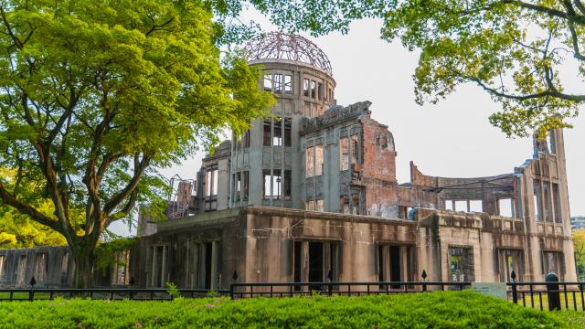 Witness the atomic fallout
