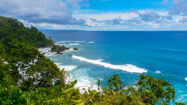 Hike Corcovado National Park