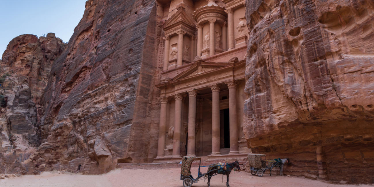 what does a jordan itinerary look like