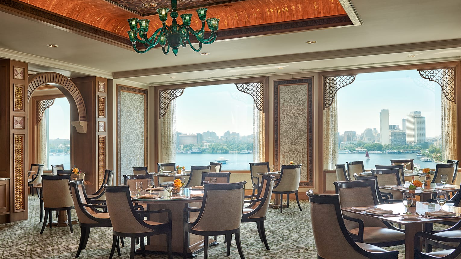 Four Seasons Cairo, Nile Plaza