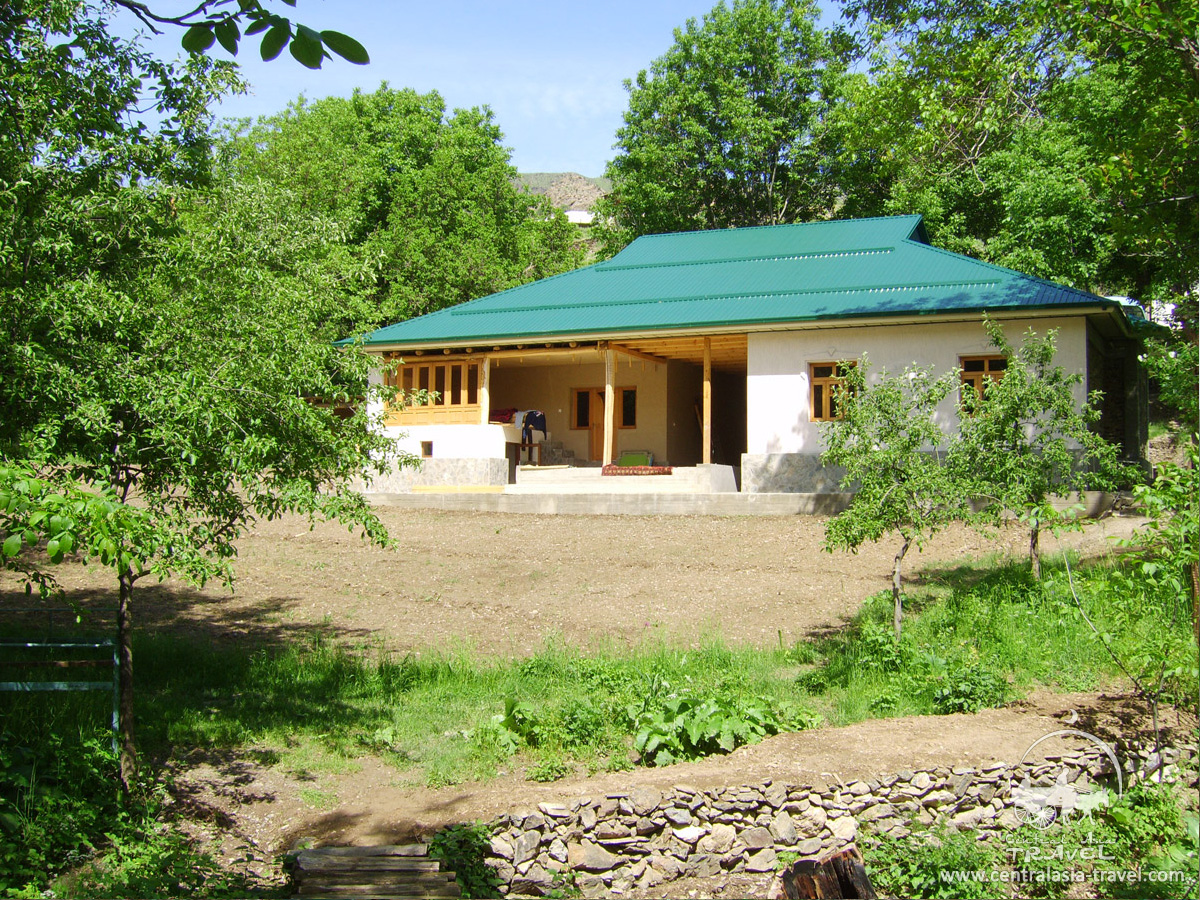 Nurata Guesthouse (Hayat Village)