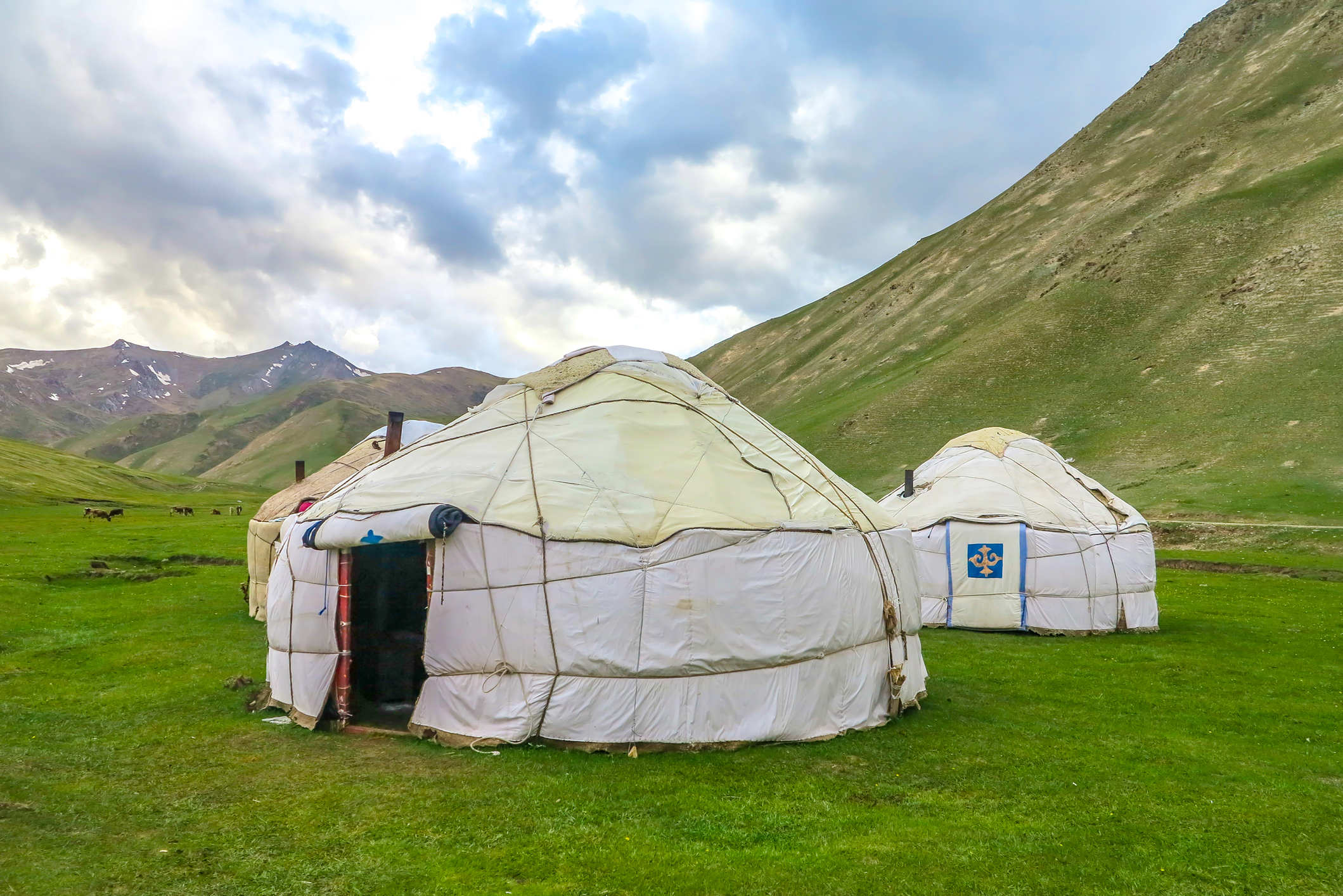 Tash Rabat yurt camp