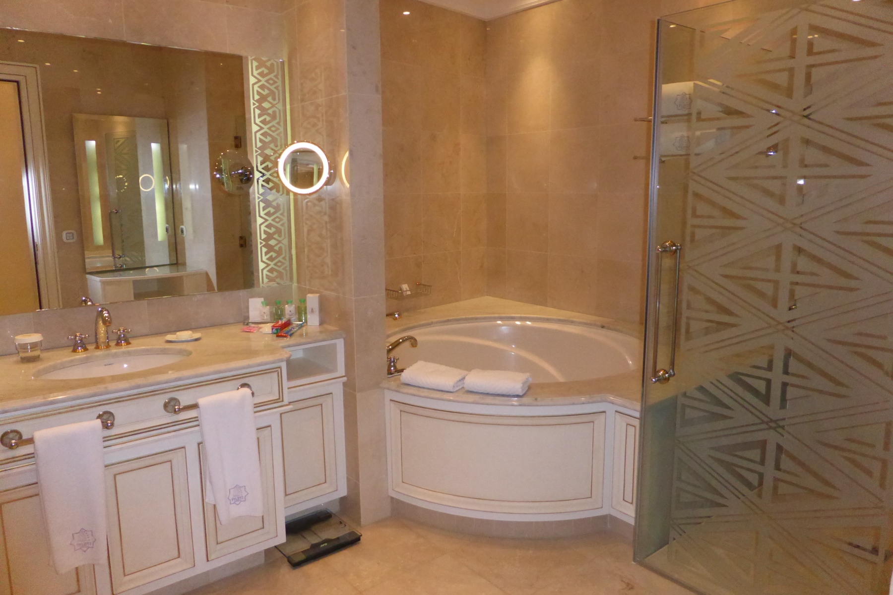 Yyldyz Hotel