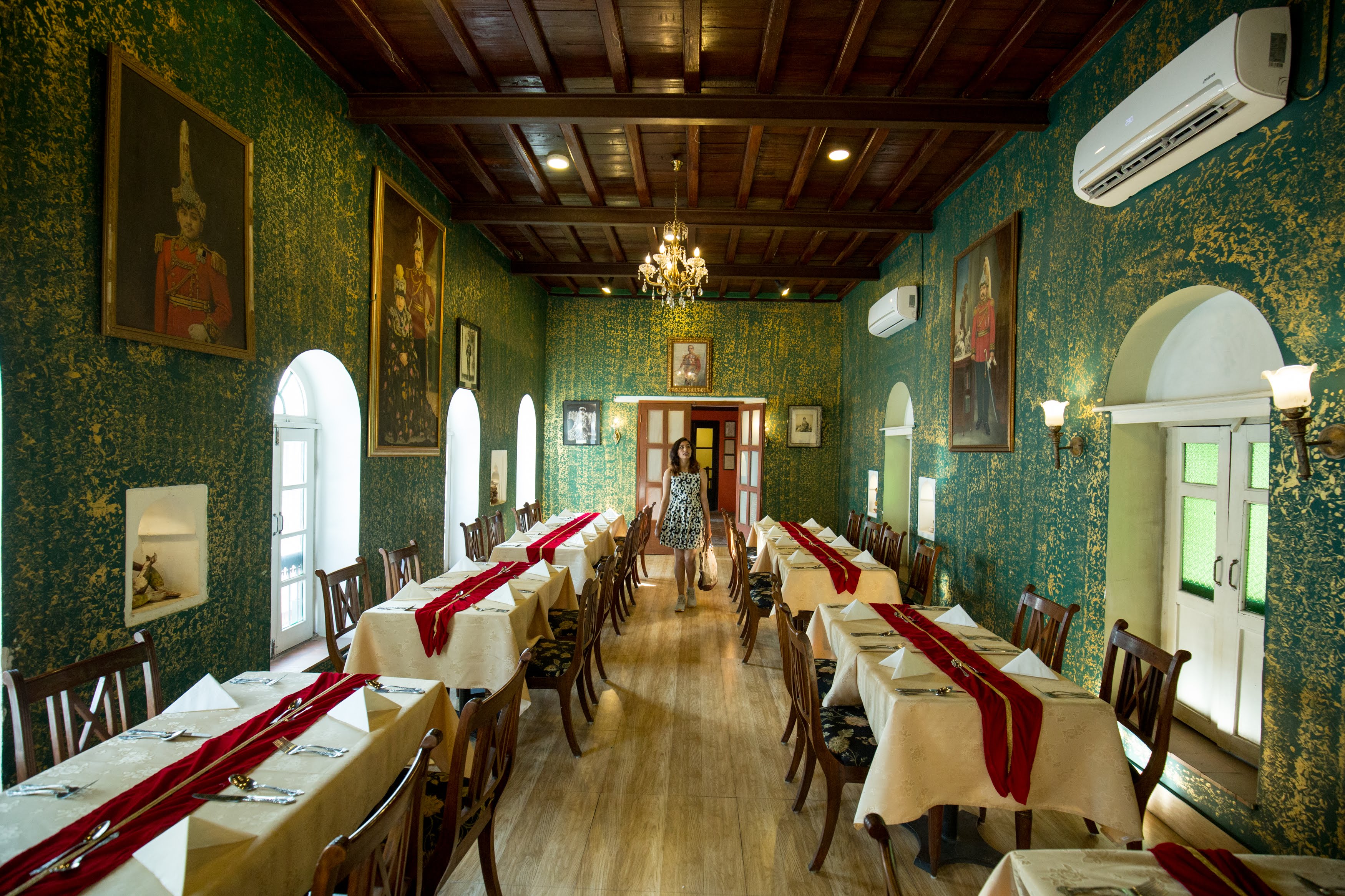 Baber Mahal Villas