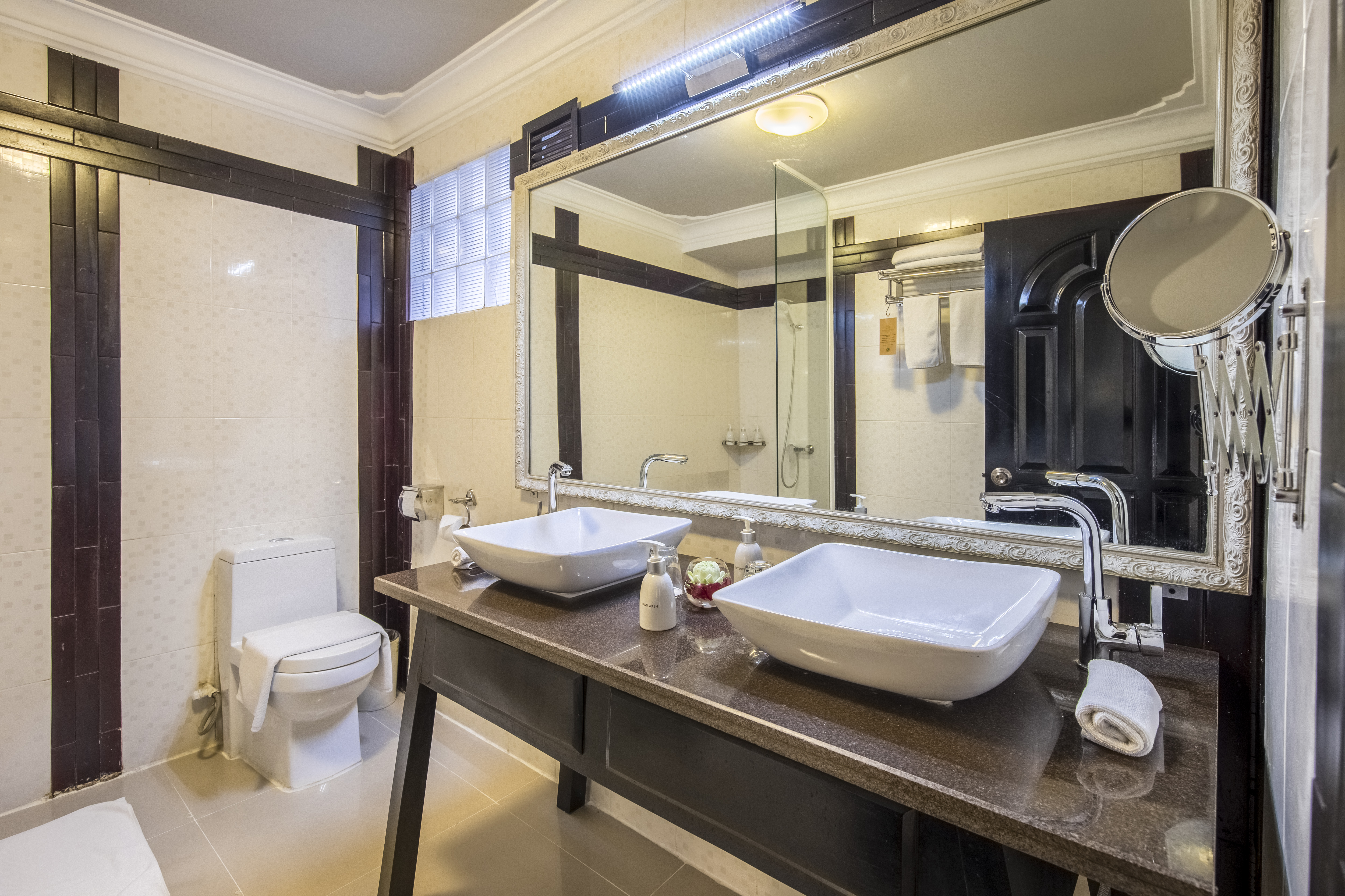 White Mansion Boutique Hotel