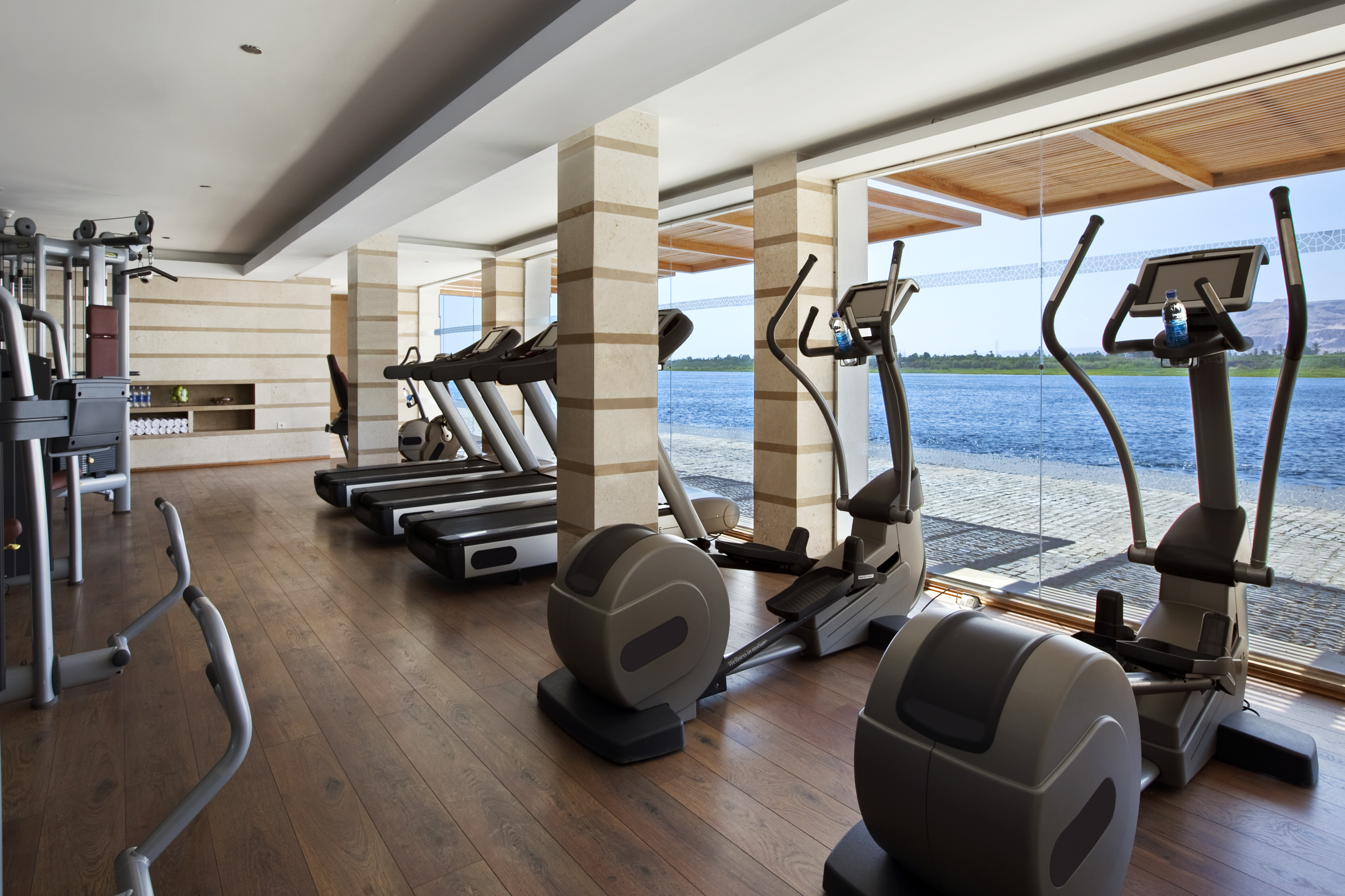 Hilton Luxor Resort & Spa