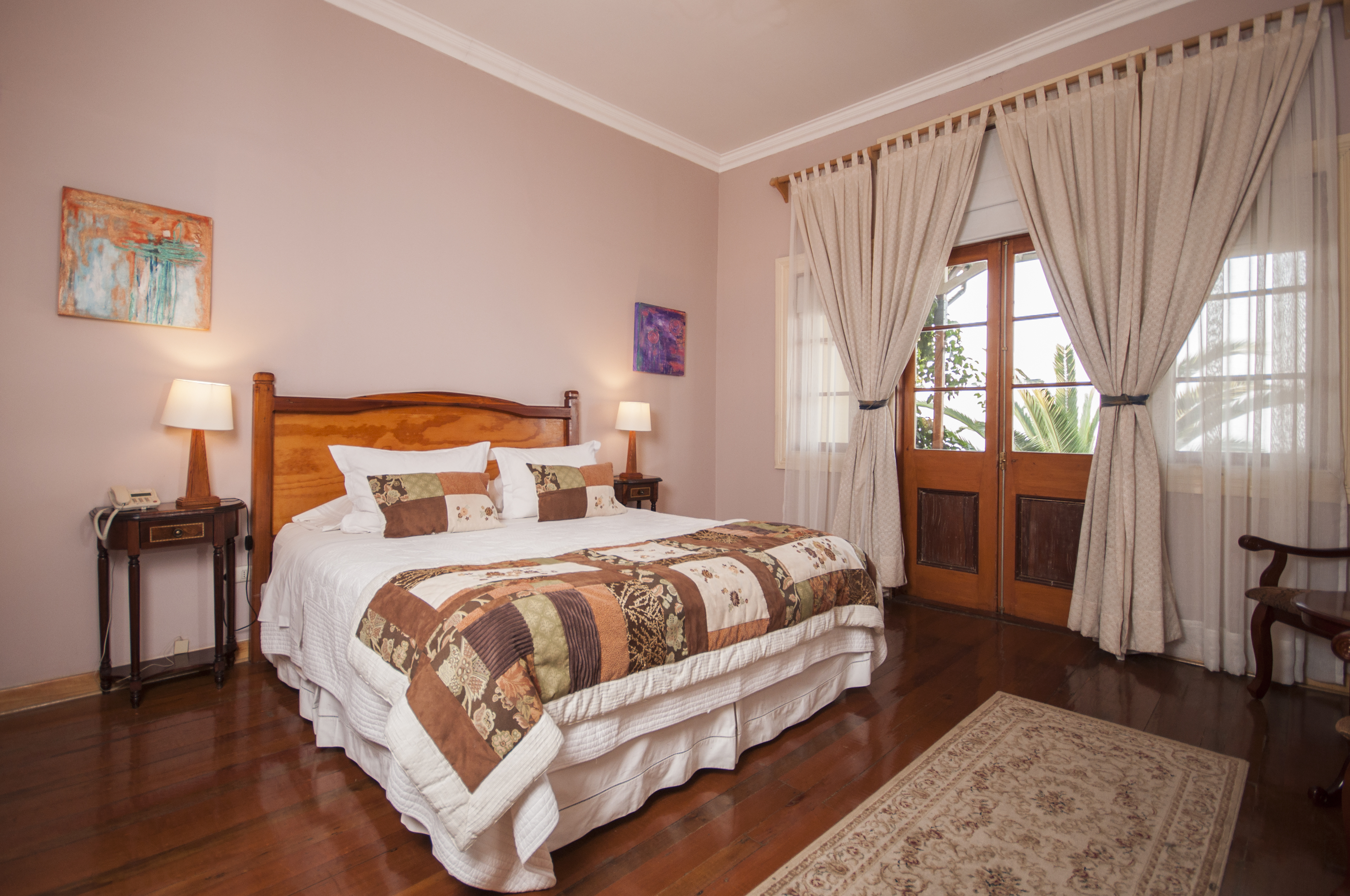 Acontraluz Hotel
