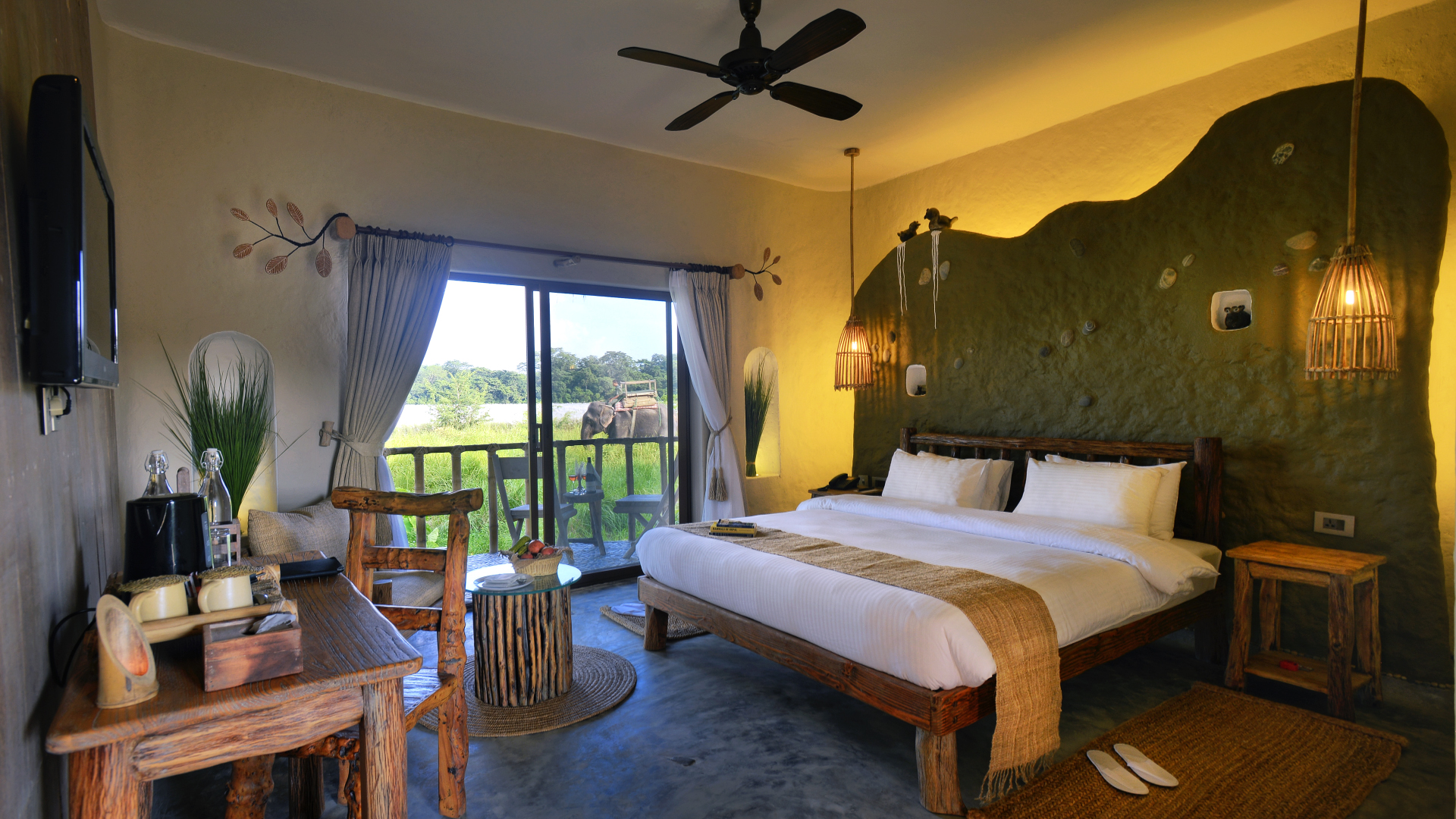 Barahi Jungle Lodge